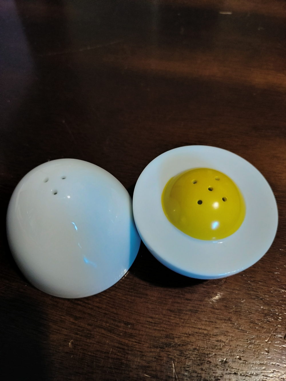 Avon Vintage White and Yellow Egg-Shaped Salt and Pepper Shakers